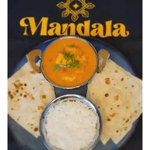 Combo Chicken Curry con Arroz y Pan