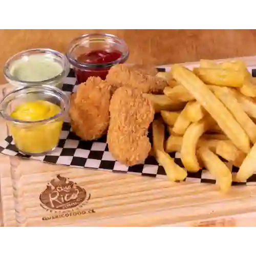 6 Nuggets con Papas