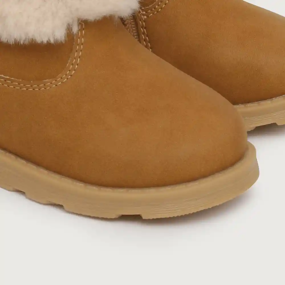 Botas Niña Con Pelos Camel Talla 28