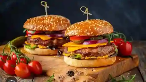 Promo 2 Burger Meat Queen 2 Porcion de Papa Frita