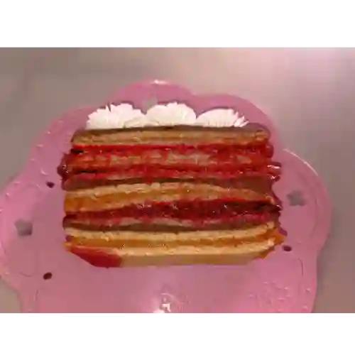 Panqueque Frambuesa, Chocolate y Manjar