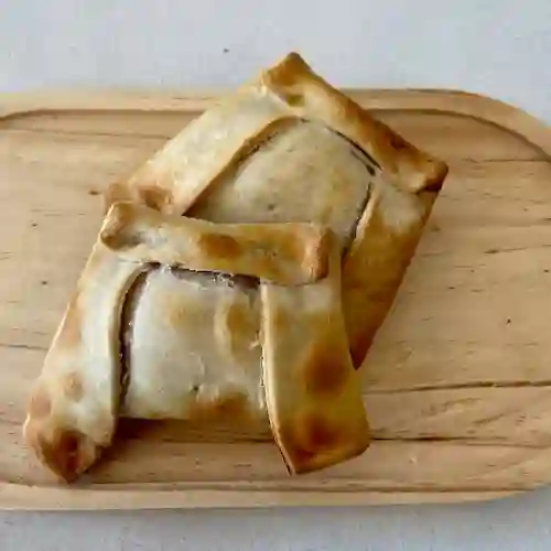 Empanada Cebolla Caramelizada