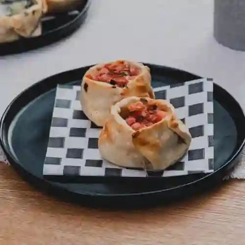 Empanada Caprese