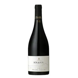 Aquitania Sol De Sol Pinot Noir