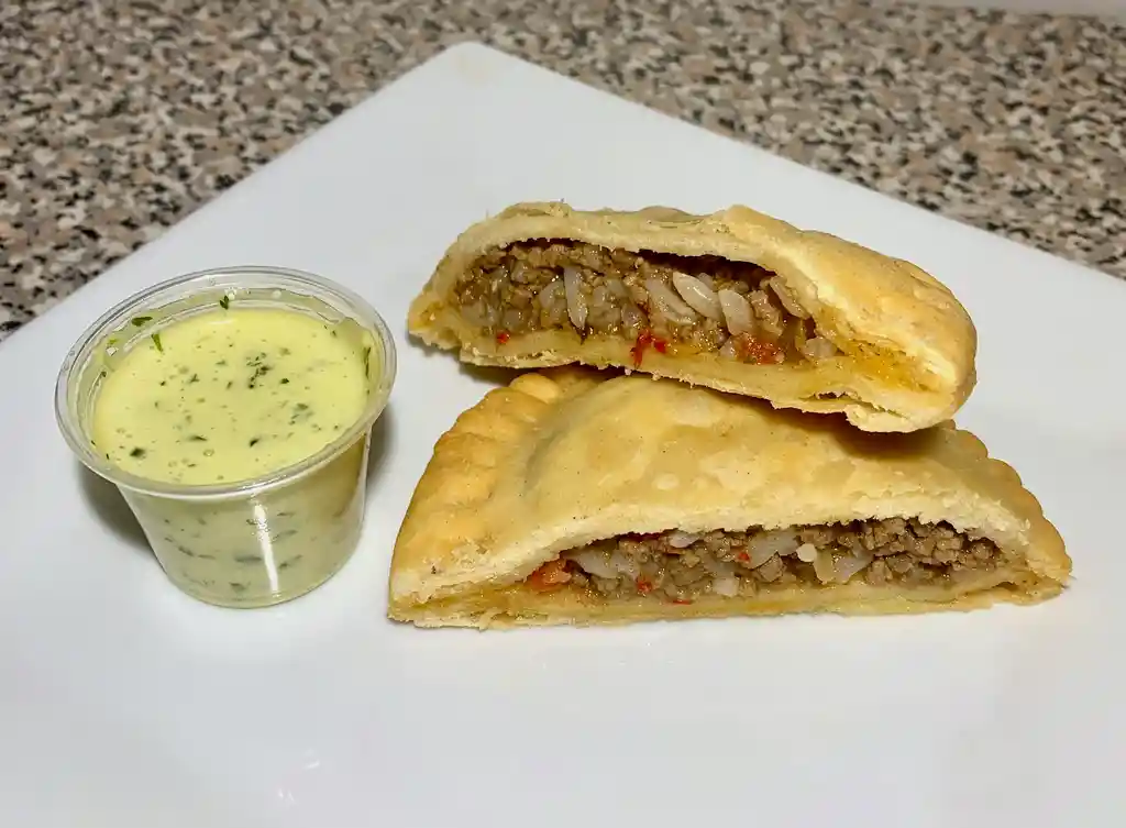 Pastelito De Carne Molida