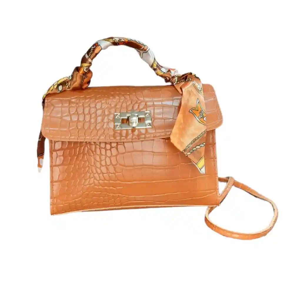 Cartera Color Café Semicuero