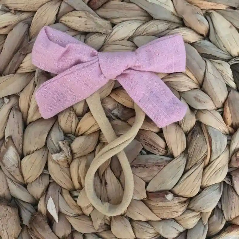 Diadema O Cintillo Con Rosa Para Bebé Color Rosado Oscuro