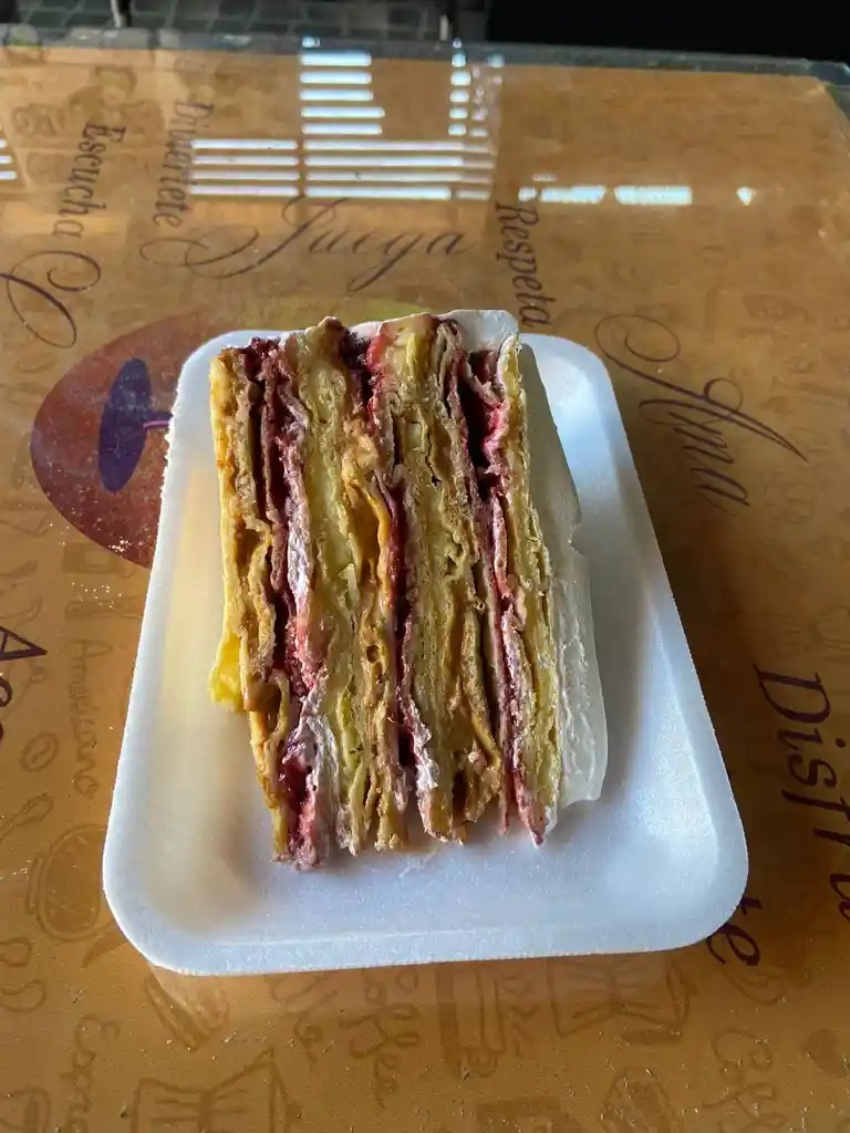 Trozo De Torta Reina Sofia