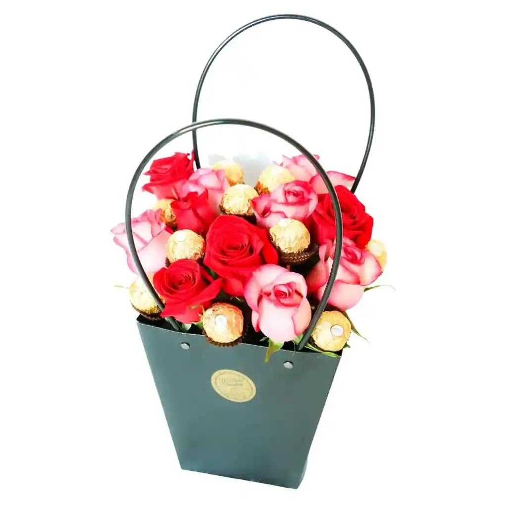 Bouquet De Rosas Y Bombones En Cartera