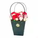 Bouquet De Rosas Y Bombones En Cartera