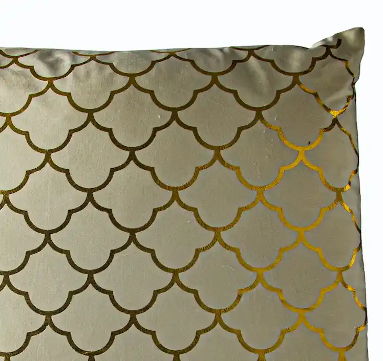 Cojín De Terciopelo Diseño Linea De Nubes Colores Blanco