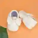 Zapatitos Blancos Delicados Con Rosa Decorativa 3 A 6 Meses