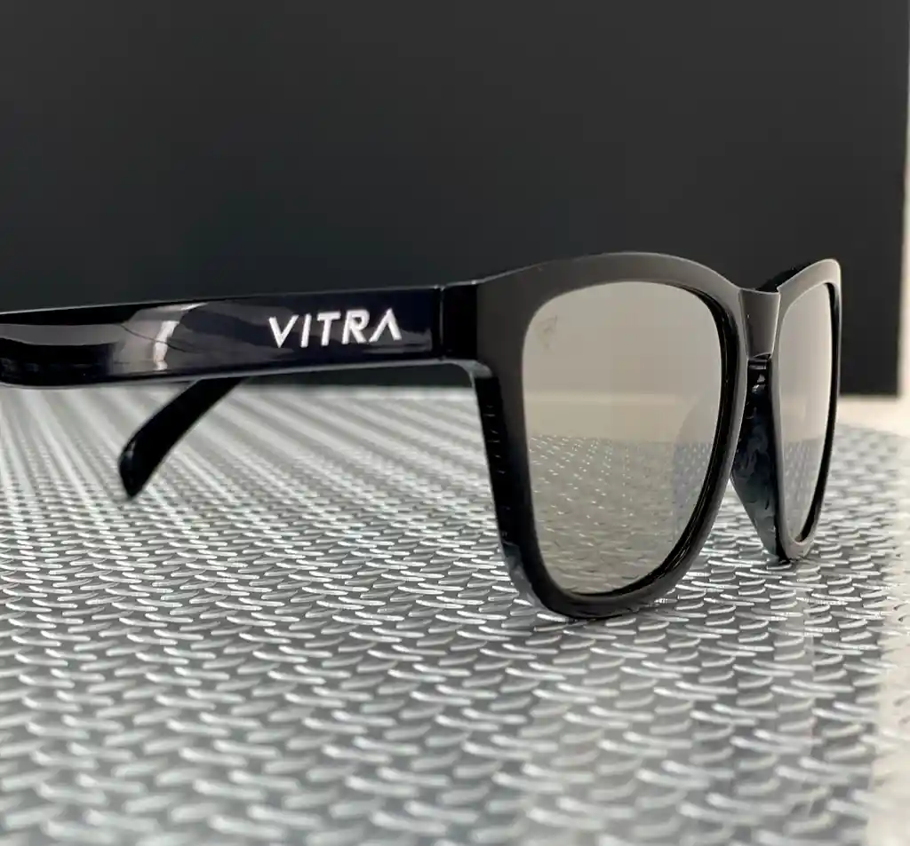 Wayfarer Black Mirror