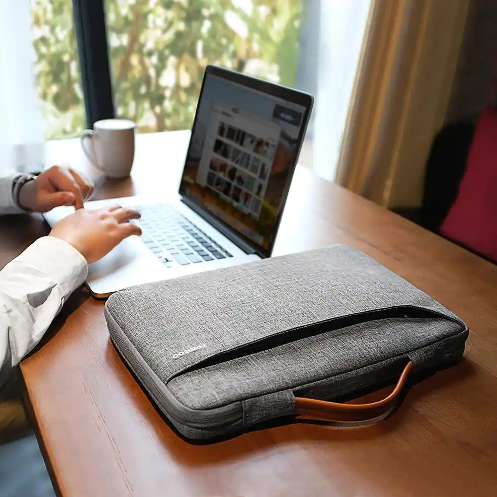 Tomtoc - Funda A22 Para Macbook Pro De 16'' Gris