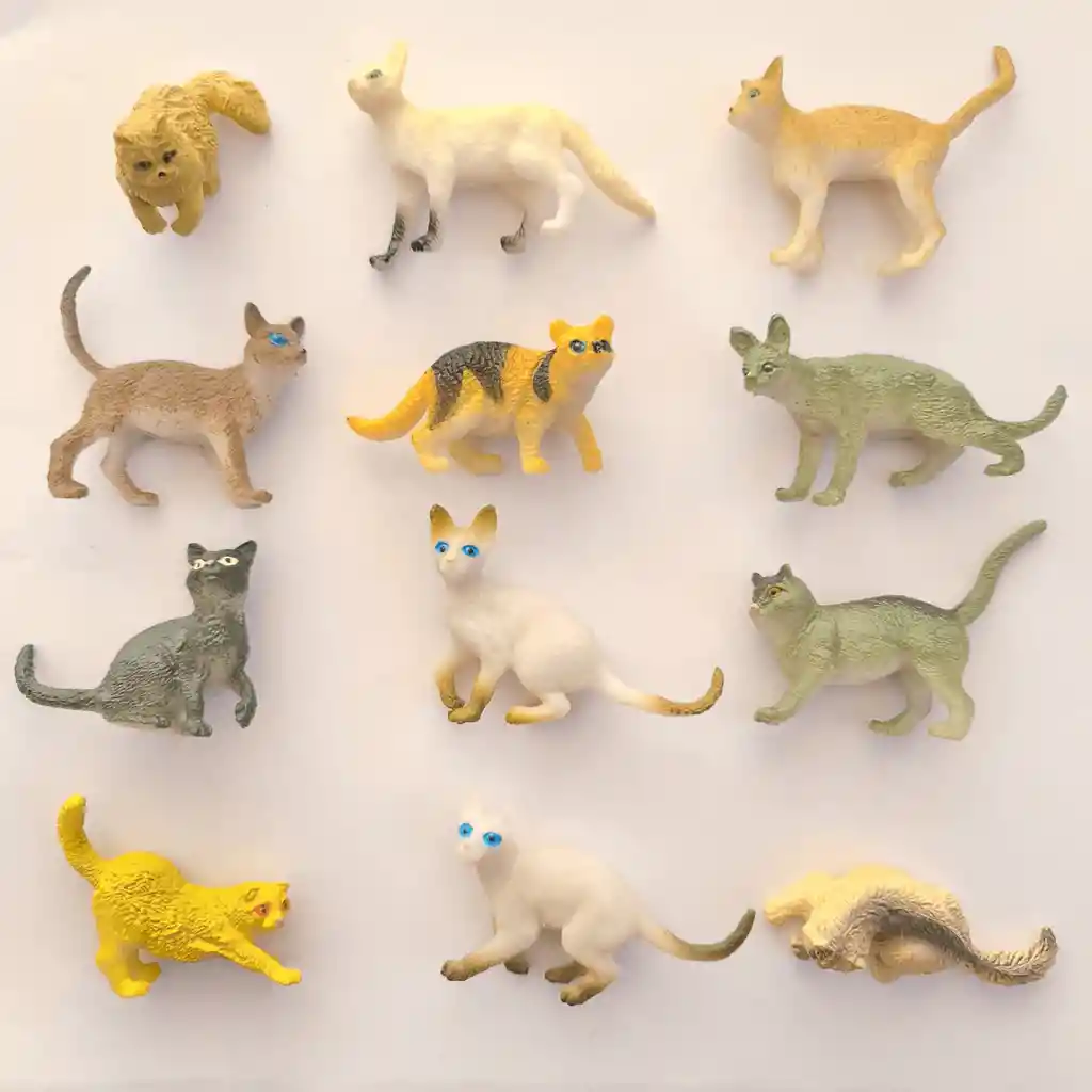 Set Juguetes De Animales Gatos S