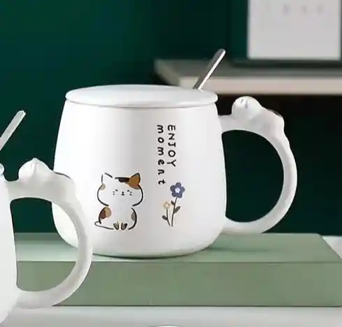 Taza De Cerámica Diseño Gatitos Con Manchas Con Tapa