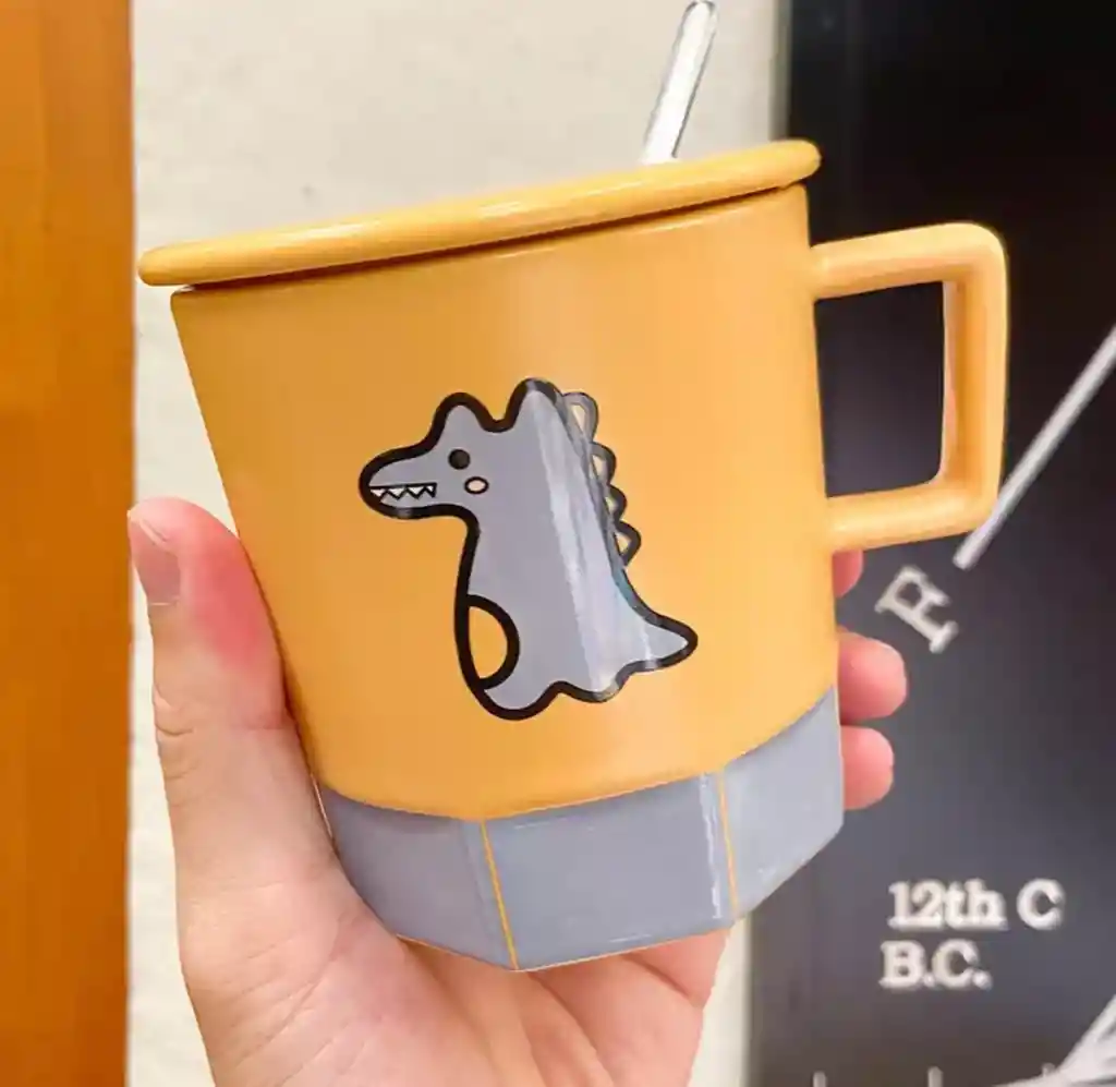 Taza De Cerámica De Colores Diseño Dino Con Tapa Amarillo