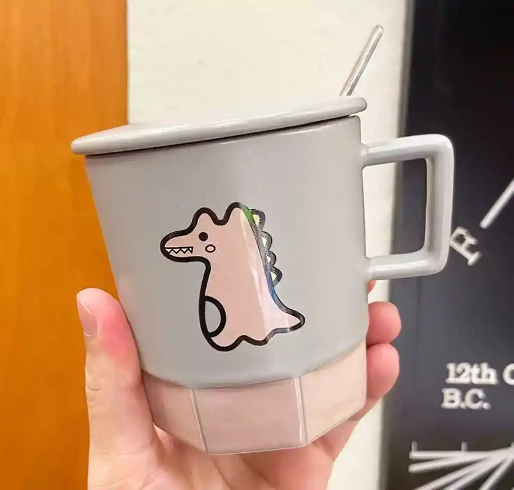 Taza De Cerámica De Colores Diseño Dino Con Tapa Gris