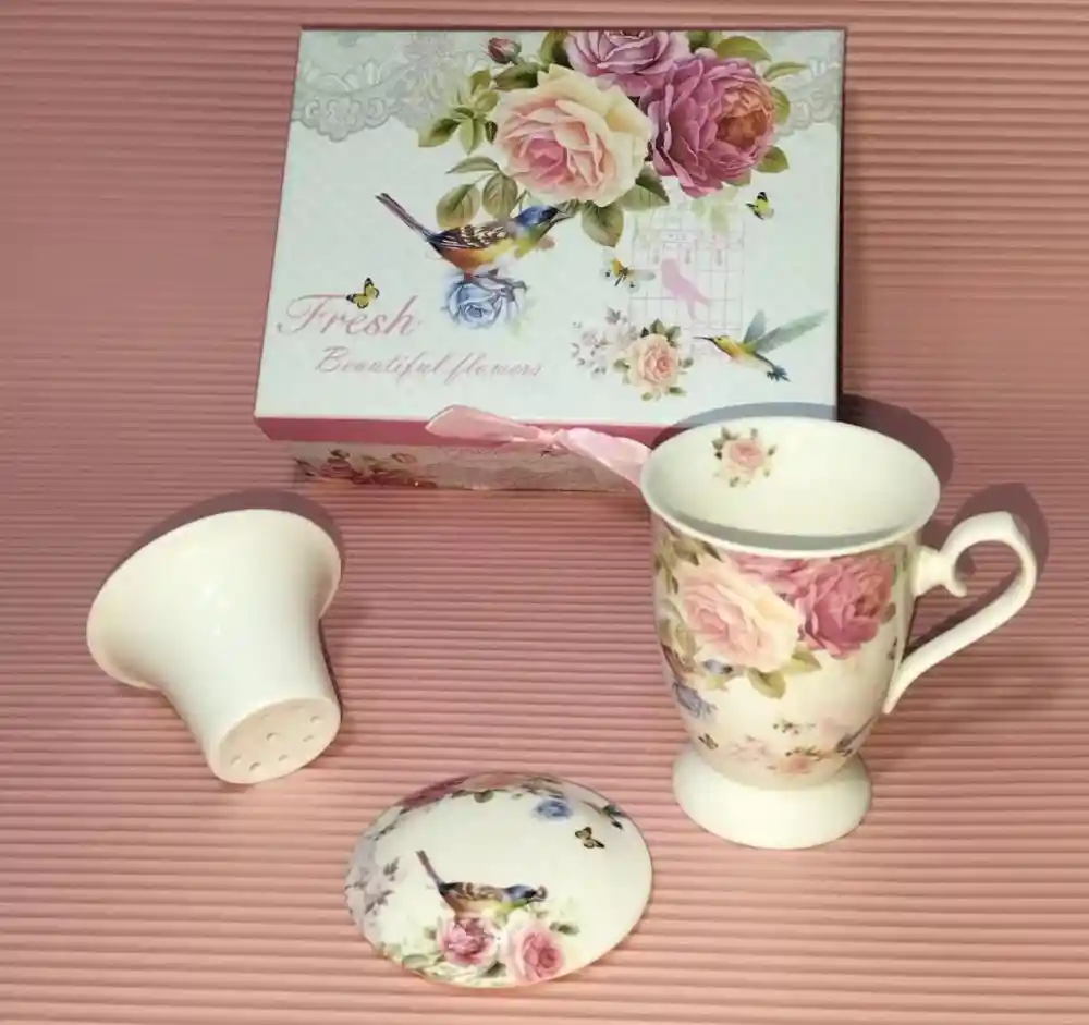 Taza De Porcelana Infusora Con Tapa Vintage Con Caja Modelo A