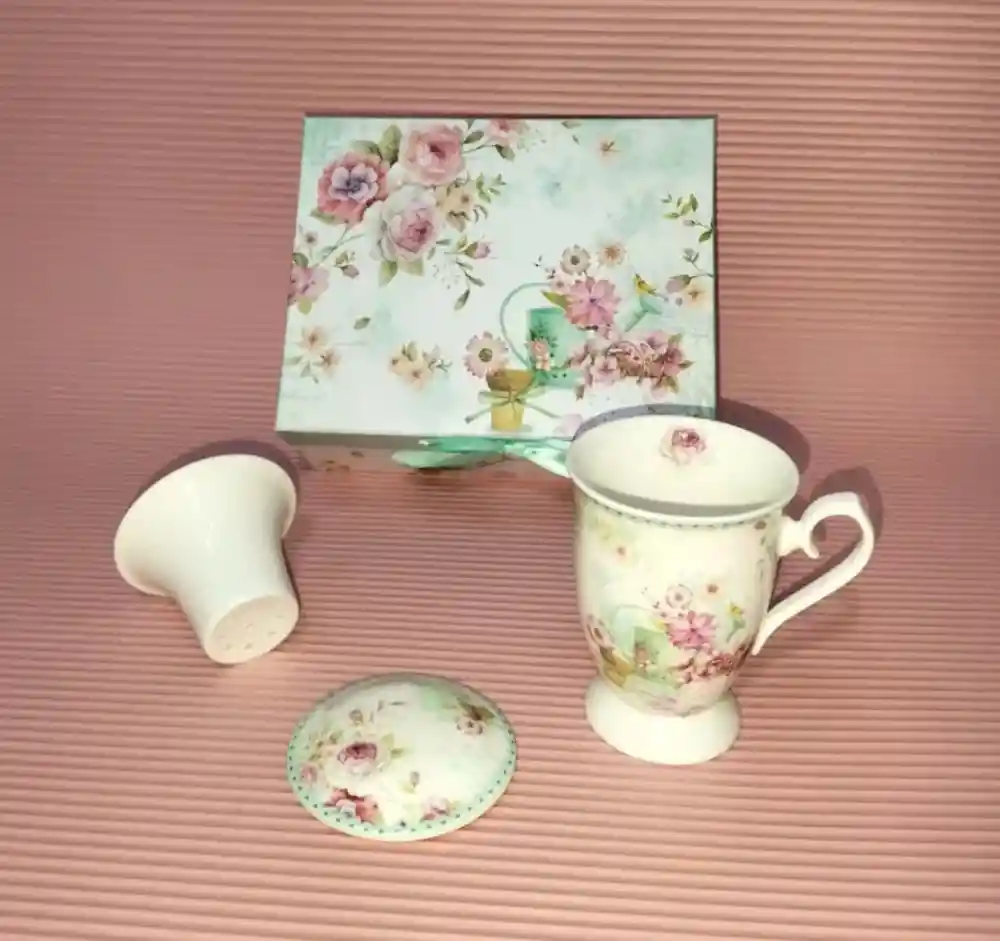 Taza De Porcelana Infusora Con Tapa Vintage Con Caja Modelo B