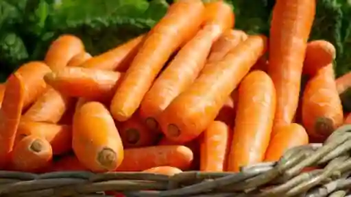 Zanahoria (1 Kg)