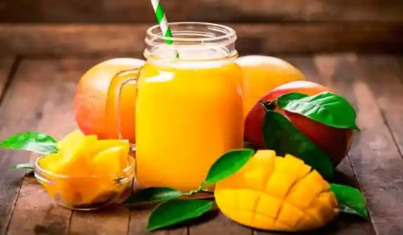 Jugo De Mango Con Lecha