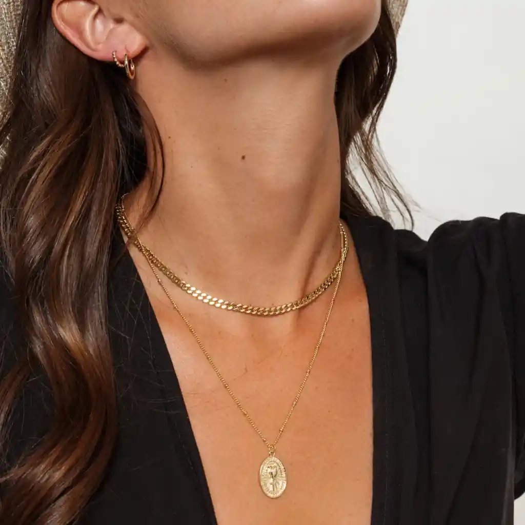 Collar Rosa Baño De Oro