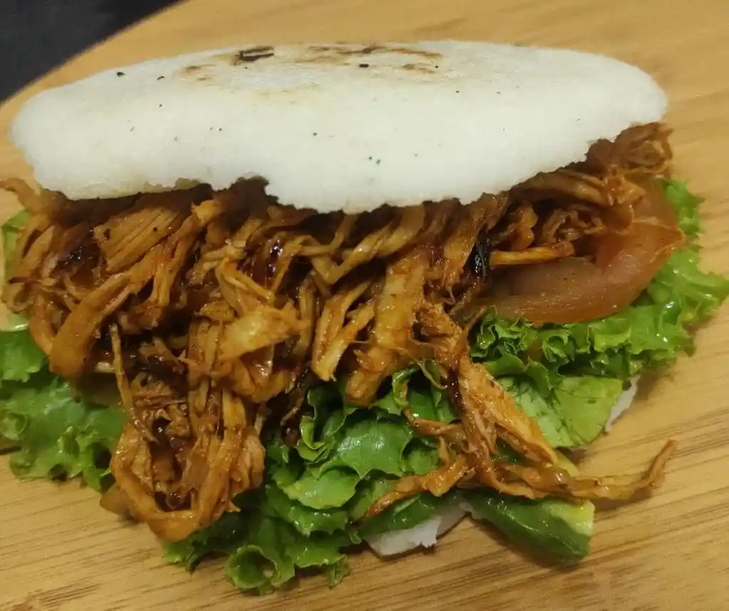 Arepa De Pollo