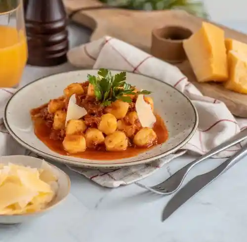 Ñoquis De Papas Con Salsa Boloñesa, Marca Tremus