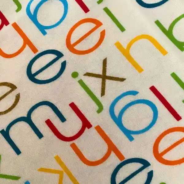 Babero De Algodón Estampado Para Bebés Diseño Letras De Colores