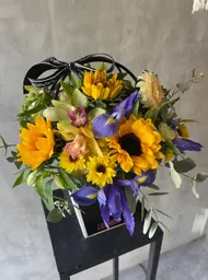 Bolsita Alta Con Girasoles Tonos Amarilloos Morados