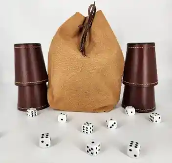 Set De Juego De Cachos De Cuero