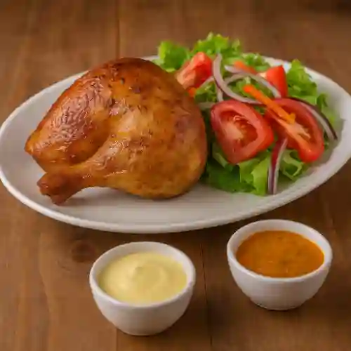 1 Pollo y Ensalada y 2 Salsas