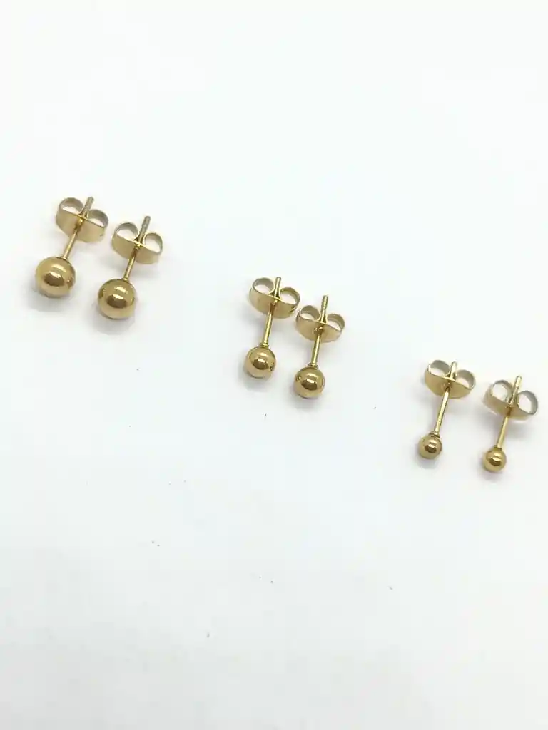 Pendientes Esferas Hipoalergénicos De 3mm Chapados En Oro 14kl