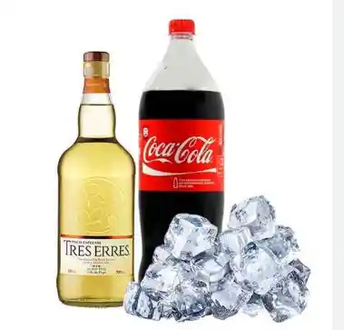 Promo Tres Erres 1 Lt + Coca Cola Normal 1.5 Lt + Hielo