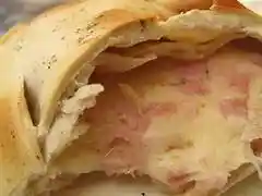 Empanada Jamón Queso