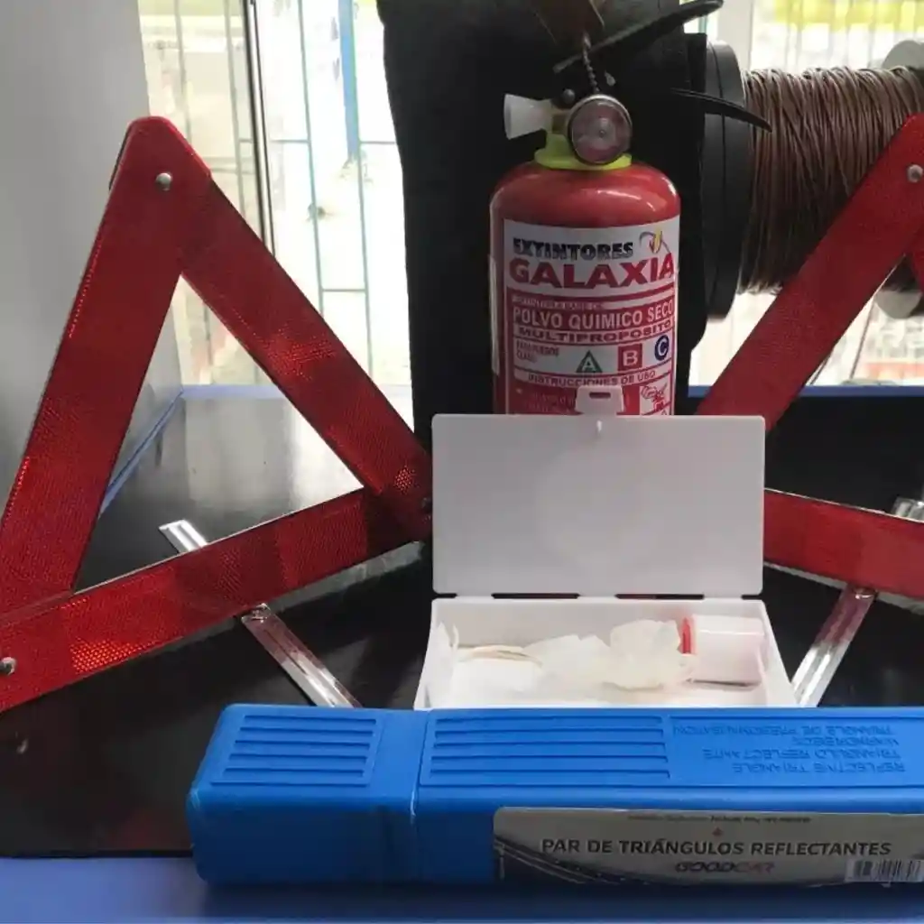 Kit Seguridad Emergencia Auto Reglamentario