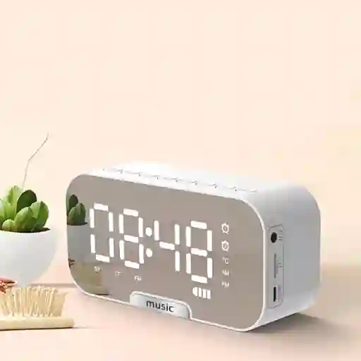 Radio Reloj Despertador Digital Parlante Bluetooth Y Espejo Blanco