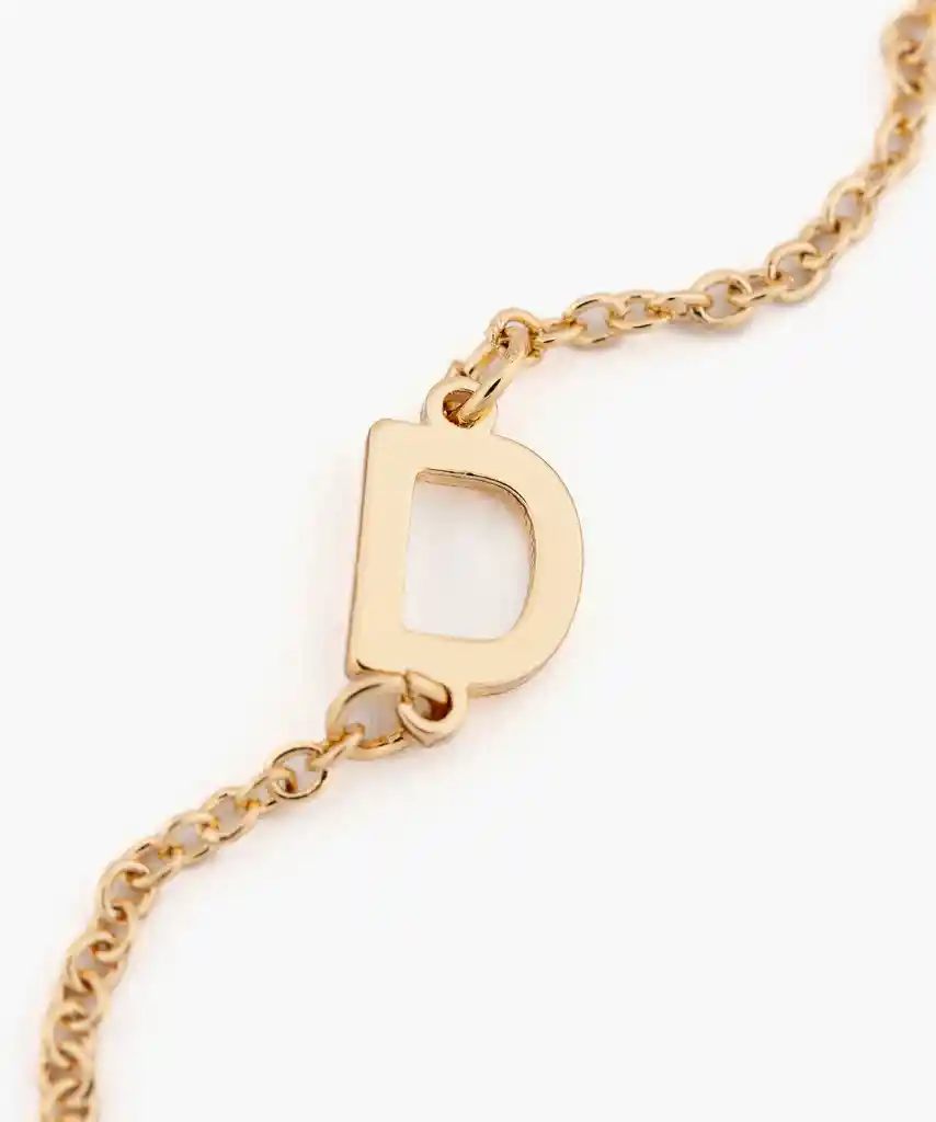 Collar Letra D Dorado
