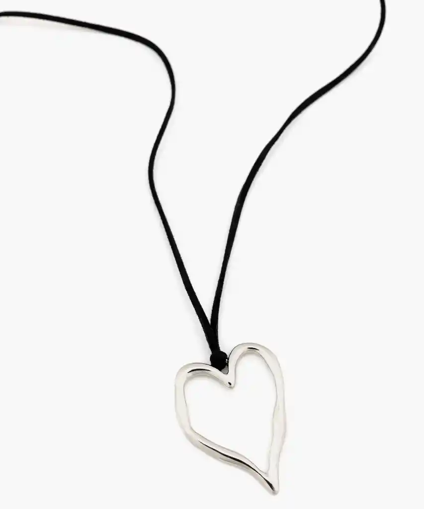 Collar Cuerito Corazón Plateado