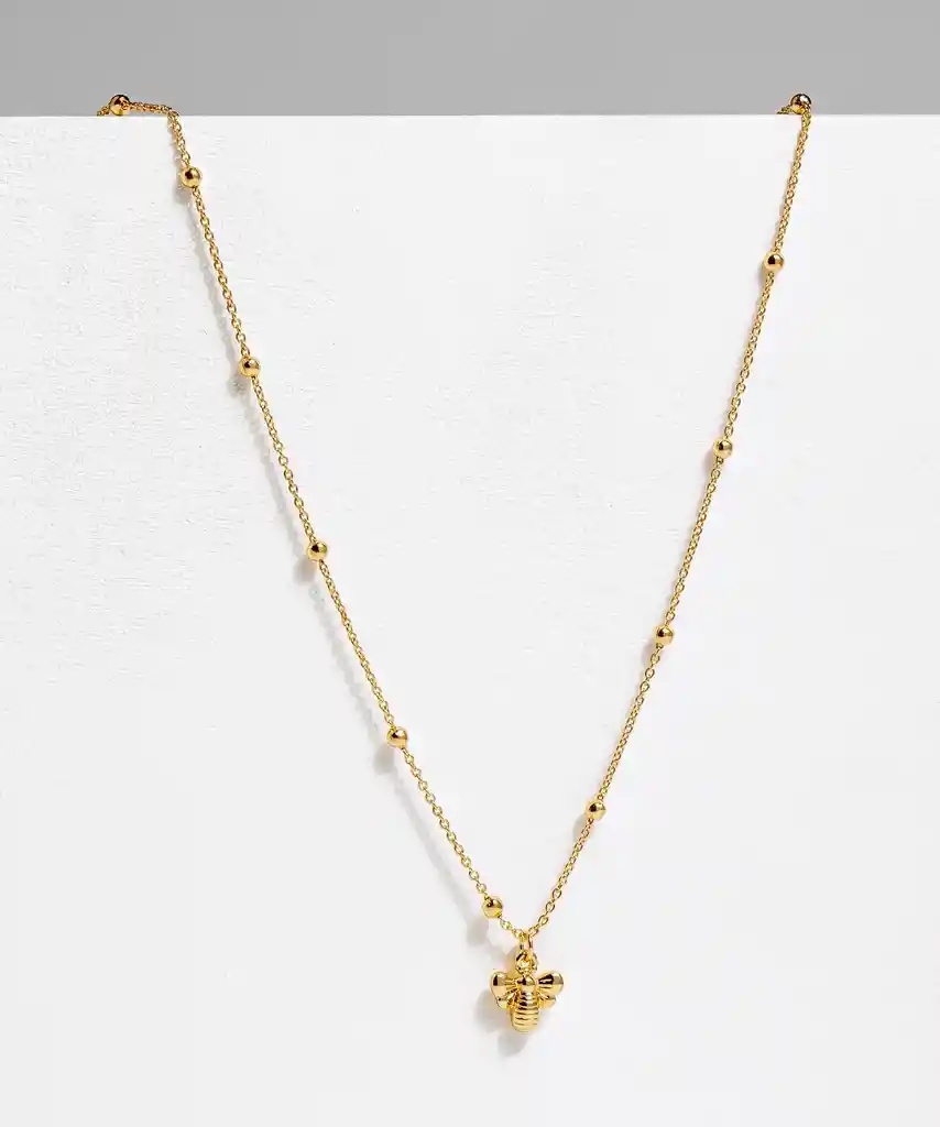 Collar Detalle Y Charm Dorado