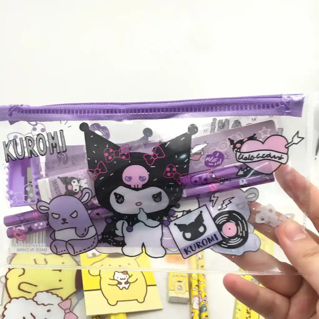 Estuche Plastico Personajes Kawaii Sanrio Con Accesorios