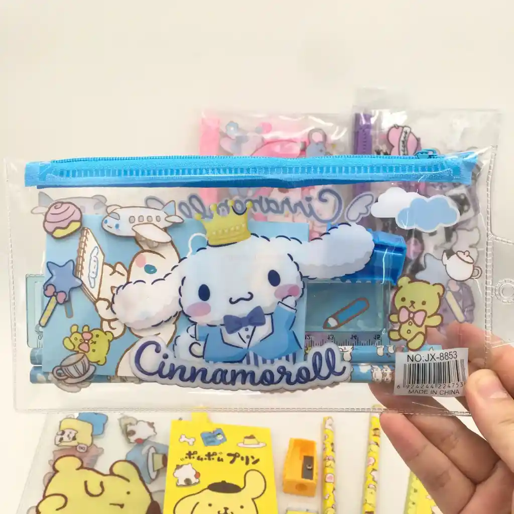 Estuche Plastico Personajes Kawaii Sanrio Con Accesorios