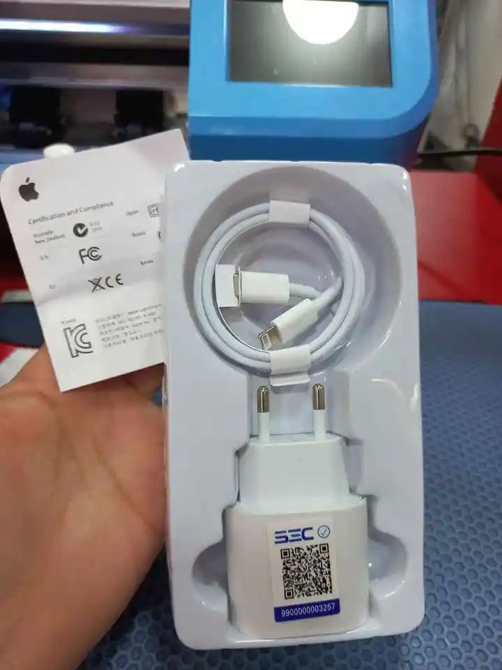 Cargador Iphone Completo - Carga Rapida 20w - Certificado Apple. Delivery