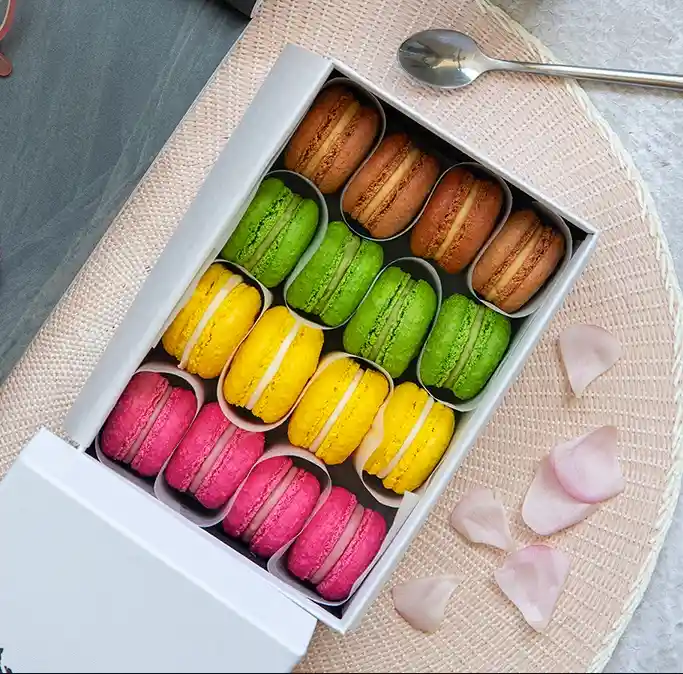 Macarons Caja Chica