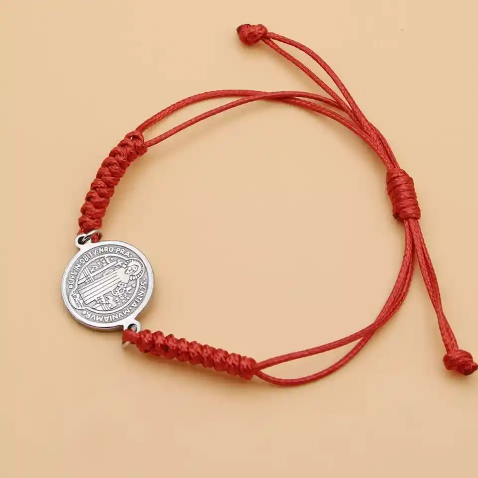 Pulsera Hilo Rojo Trenzado San Benito Acero