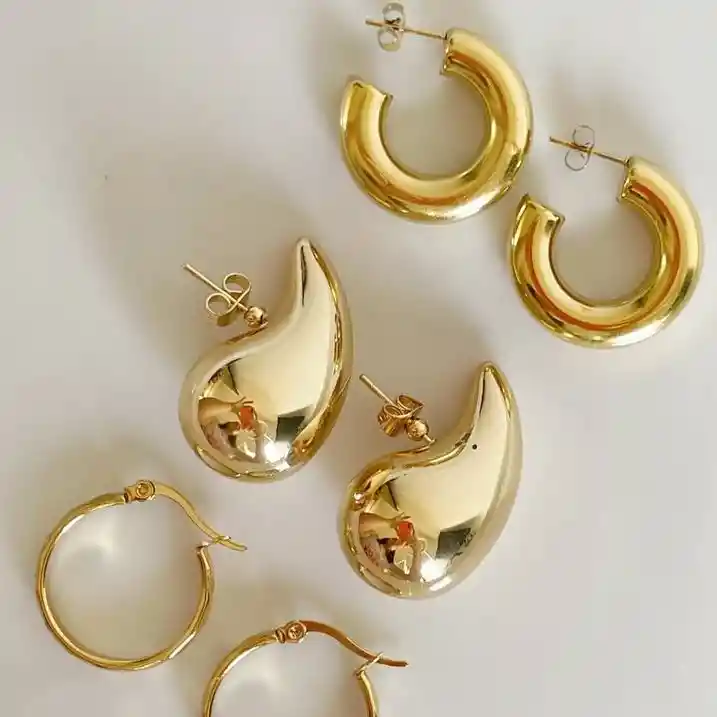 Aros De Acero Quirurgico Y Baño De Oro 18kt