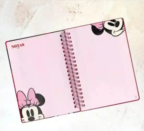 Agenda Mooving Minnie Mouse 2024 2 Días Por Página 14 X 20 Cm Mooving