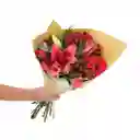 Ramo De Flores Rojas Surtidas