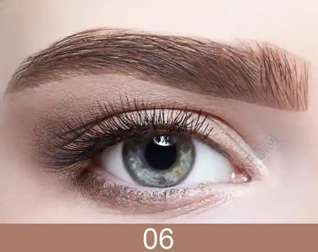 Lápiz De Cejas Efecto Natural 06